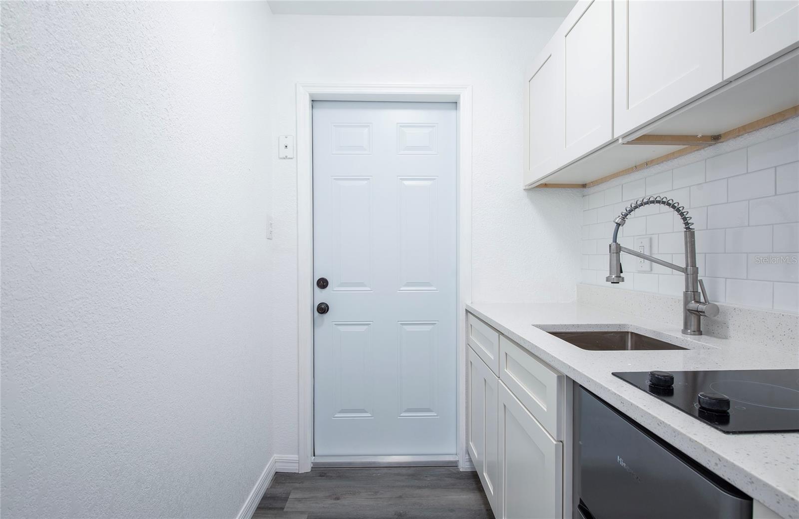 Image 33 of 65 For 717 Gulf Boulevard 3