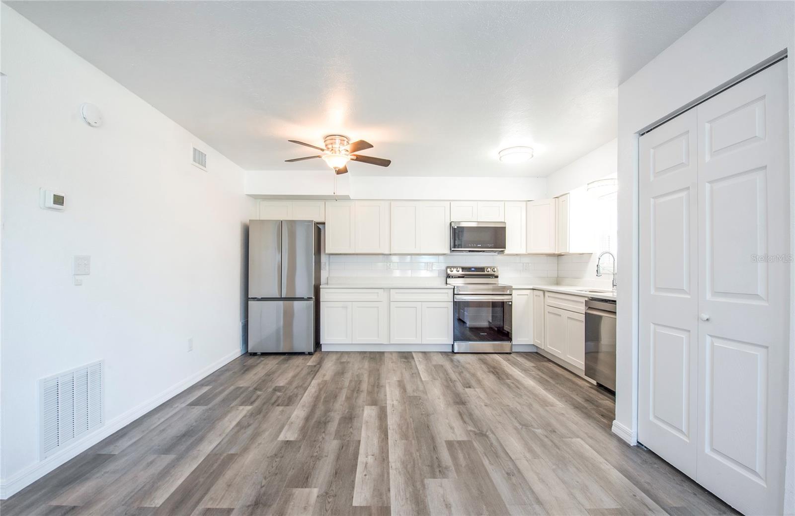 Image 9 of 65 For 717 Gulf Boulevard 3