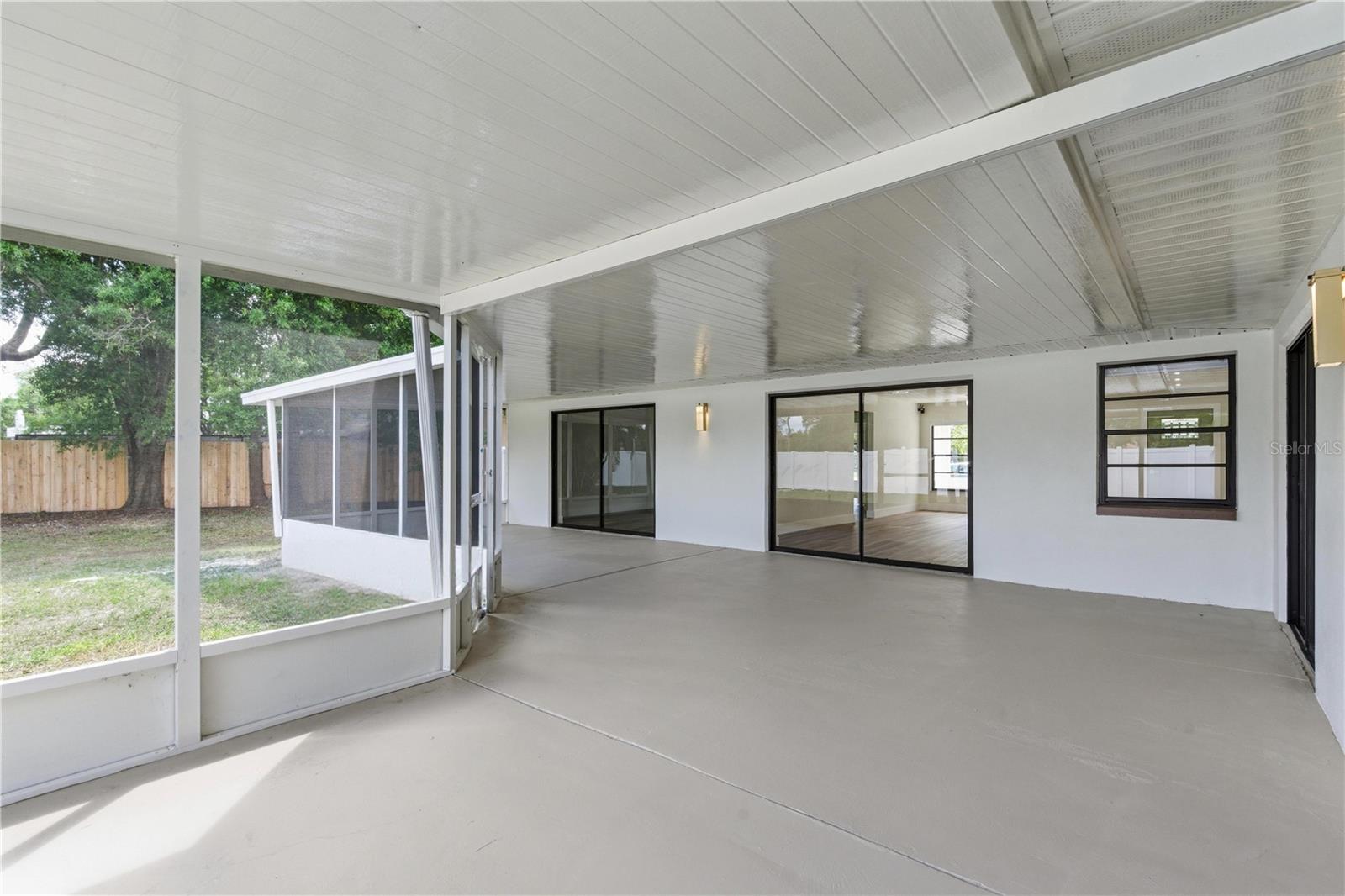 Image 39 of 51 For 2309 Pin Oak Lane E