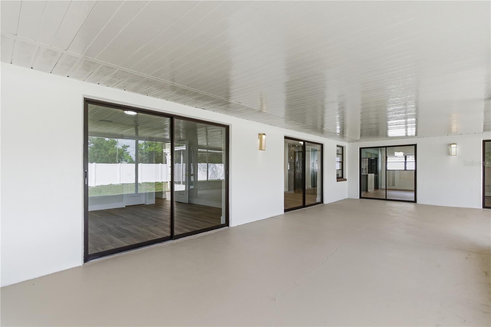 Image 40 of 51 For 2309 Pin Oak Lane E