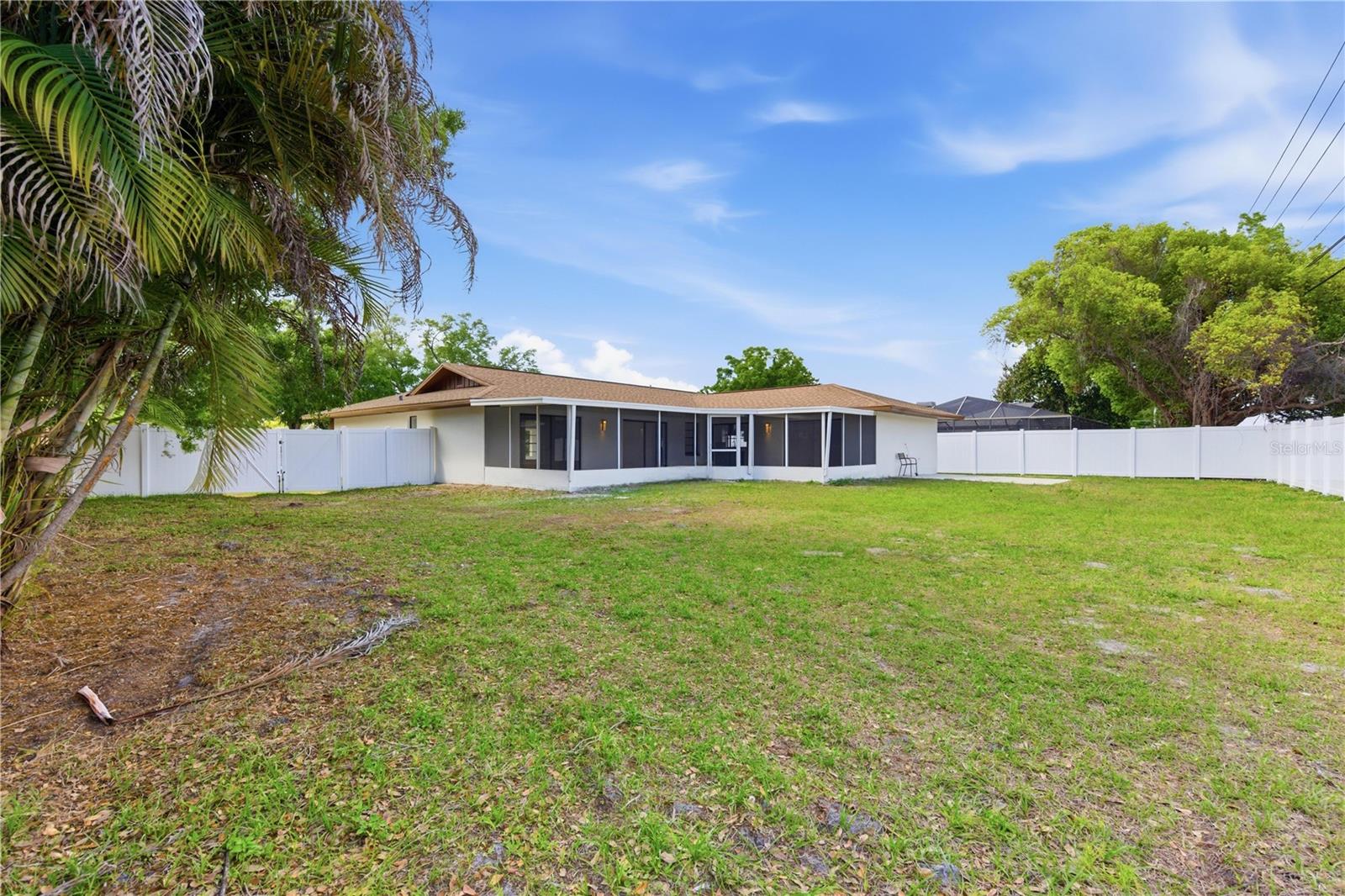 Image 42 of 51 For 2309 Pin Oak Lane E