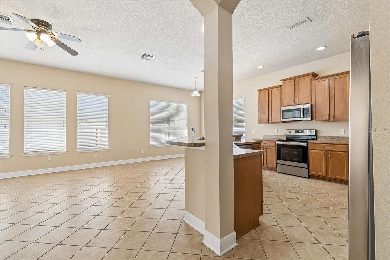 Image 17 of 53 For 30610 Casewell Place