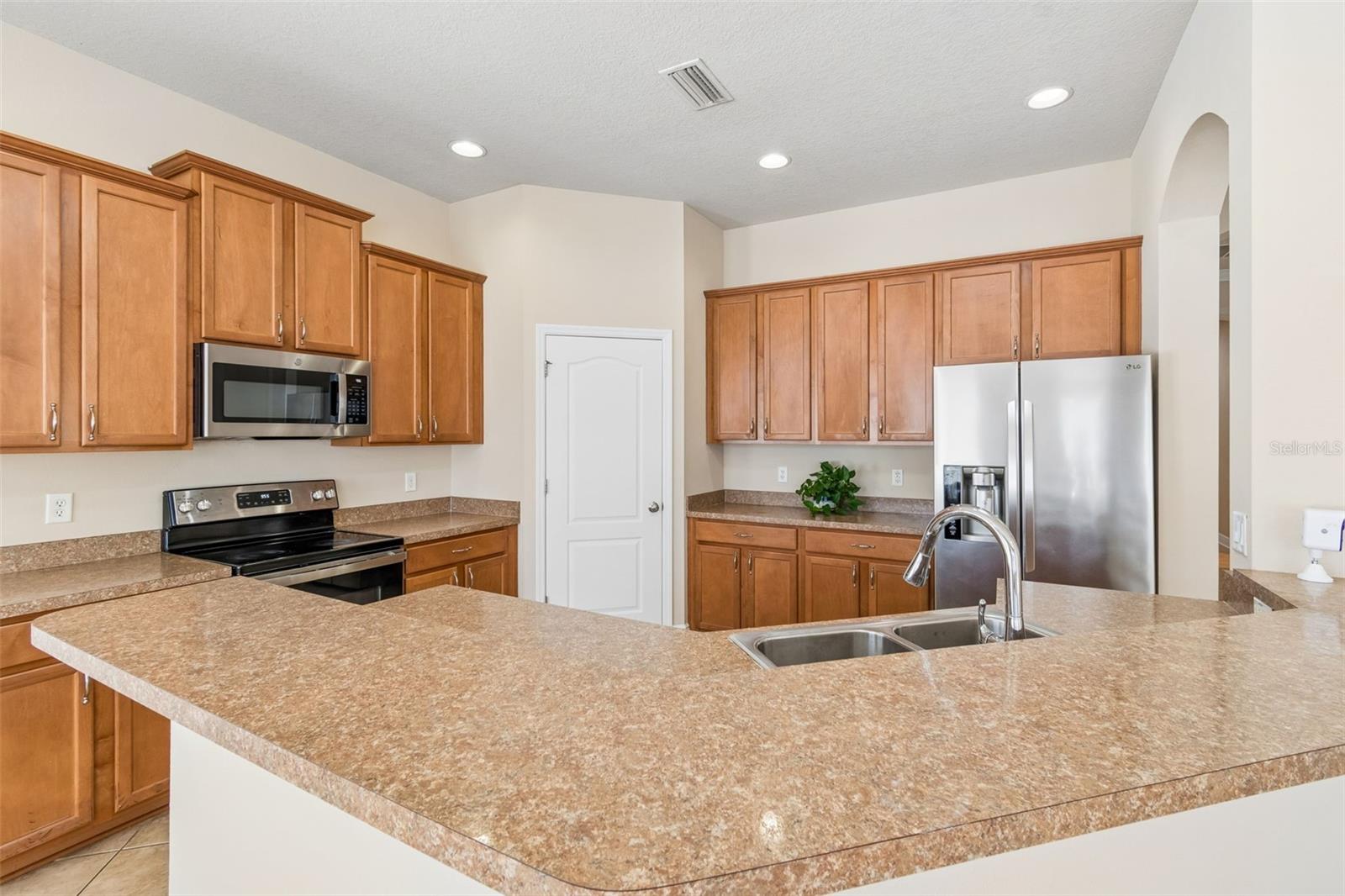 Image 20 of 53 For 30610 Casewell Place