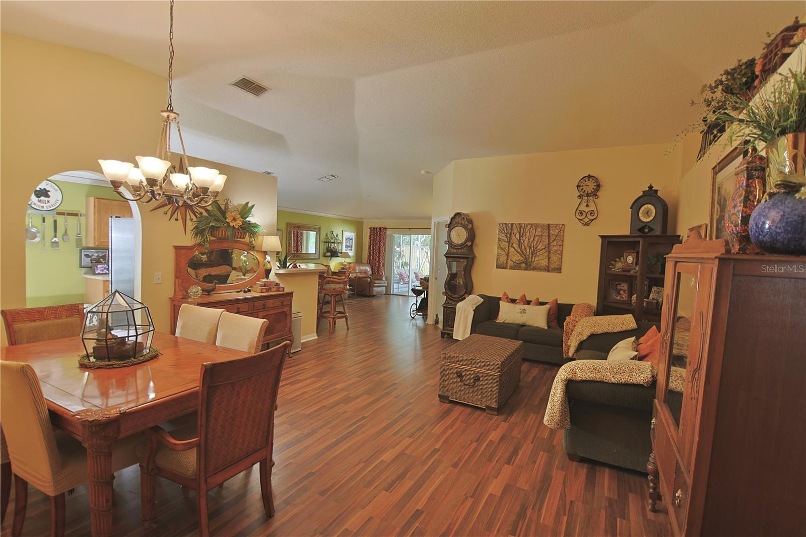 Image 4 of 13 For 24809 Ravello Street