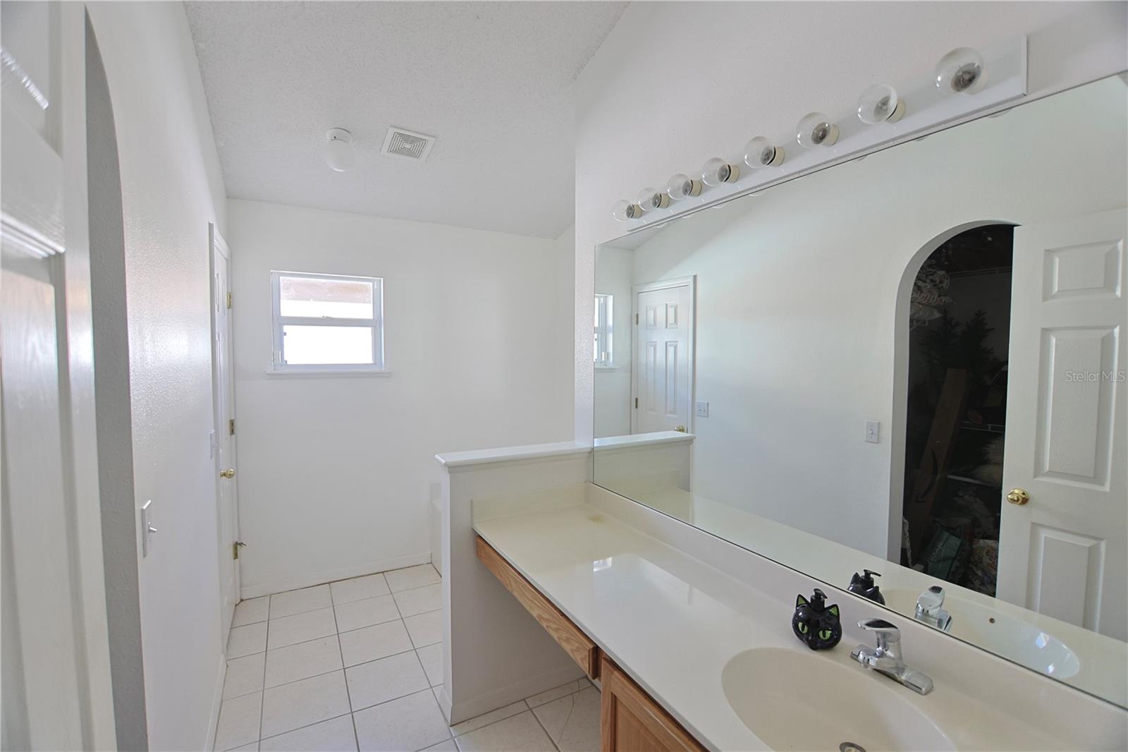 Image 9 of 13 For 24809 Ravello Street