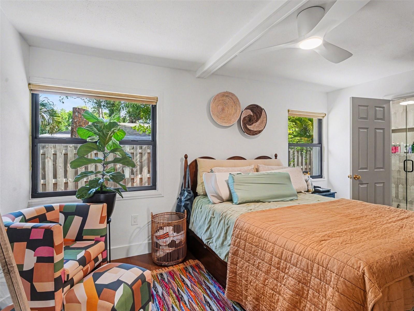 Image 17 of 36 For 4050 Turks Cap Place