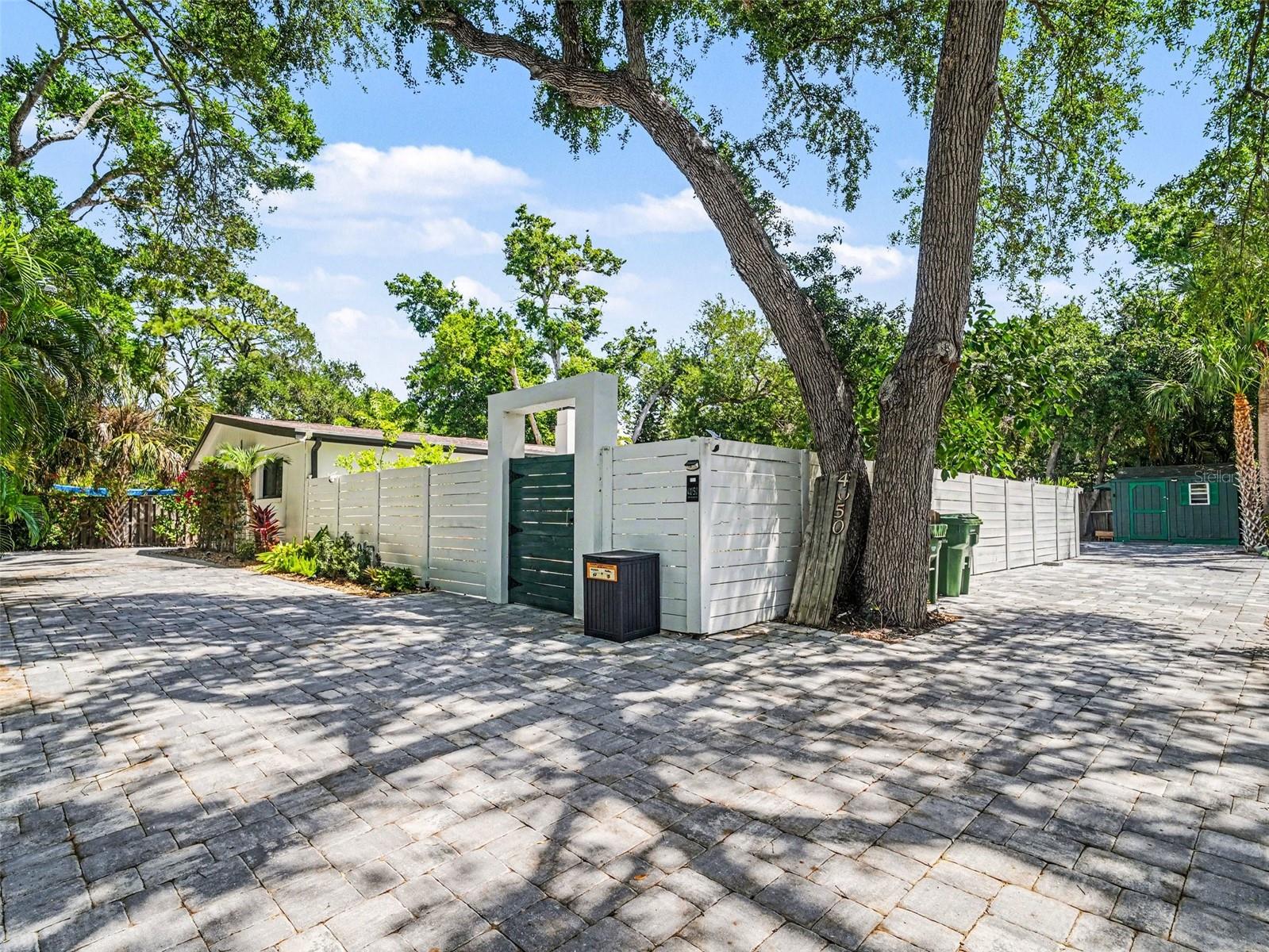 Image 2 of 36 For 4050 Turks Cap Place