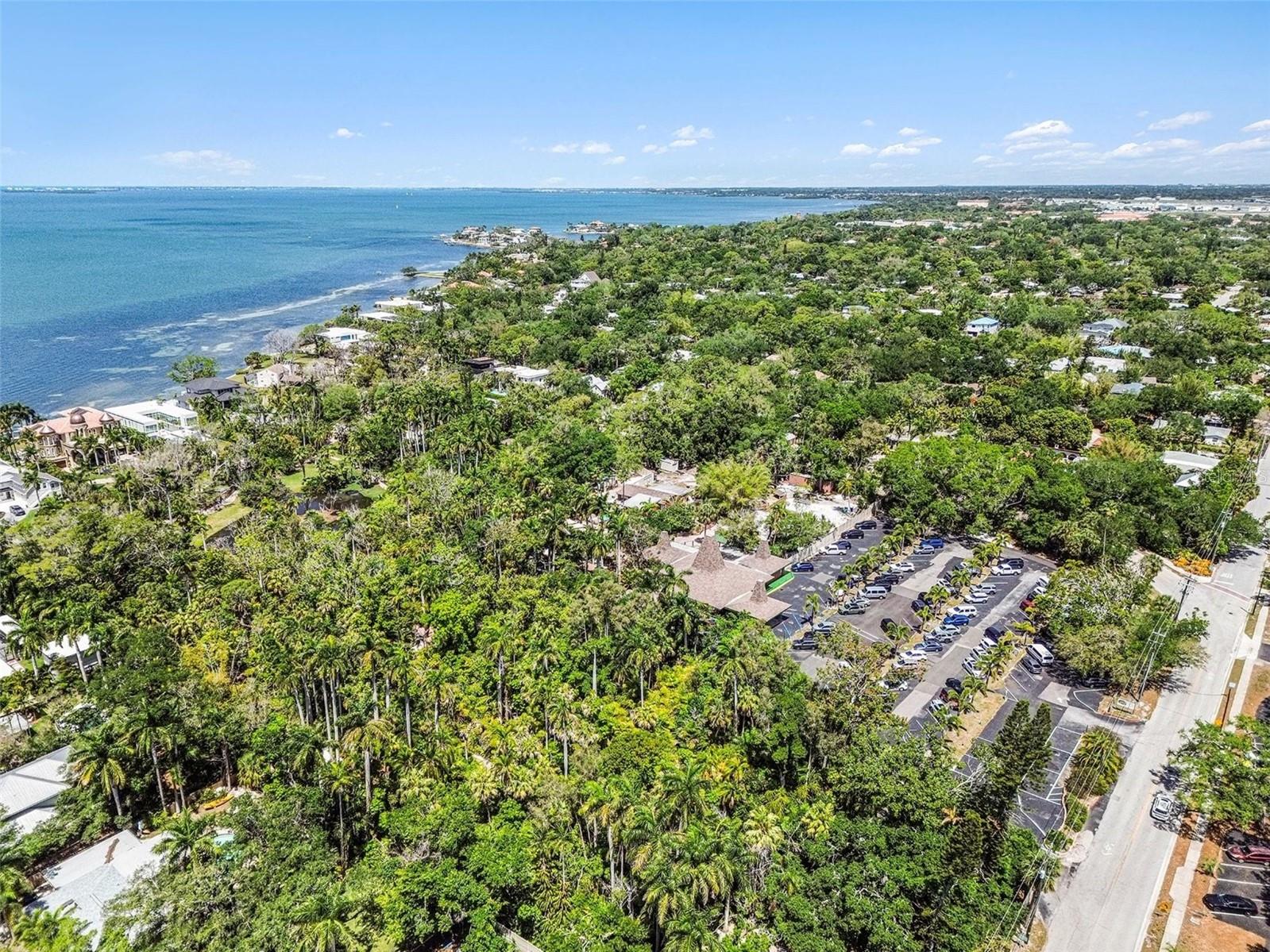 Image 33 of 36 For 4050 Turks Cap Place