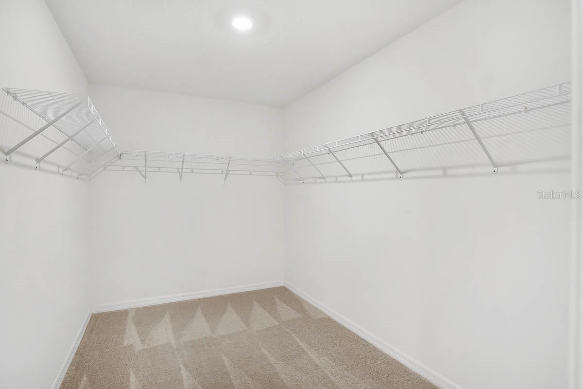 Image 18 of 32 For 7322 King Creek Drive