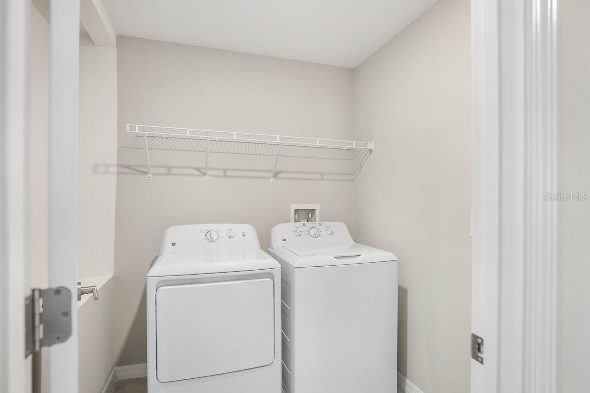 Image 19 of 32 For 7322 King Creek Drive