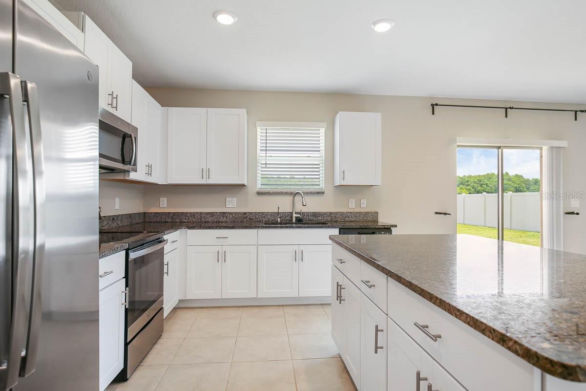 Image 7 of 32 For 7322 King Creek Drive