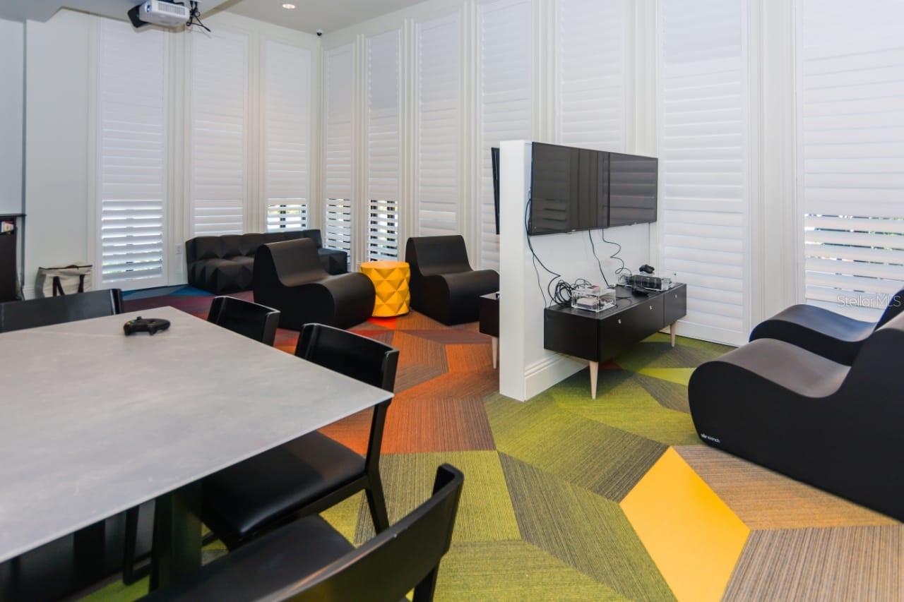 Image 21 of 57 For 1534 Carey Palm Circle