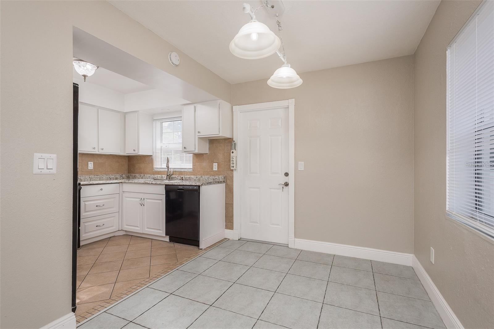 Image 4 of 18 For 6502 Spring Hill Drive