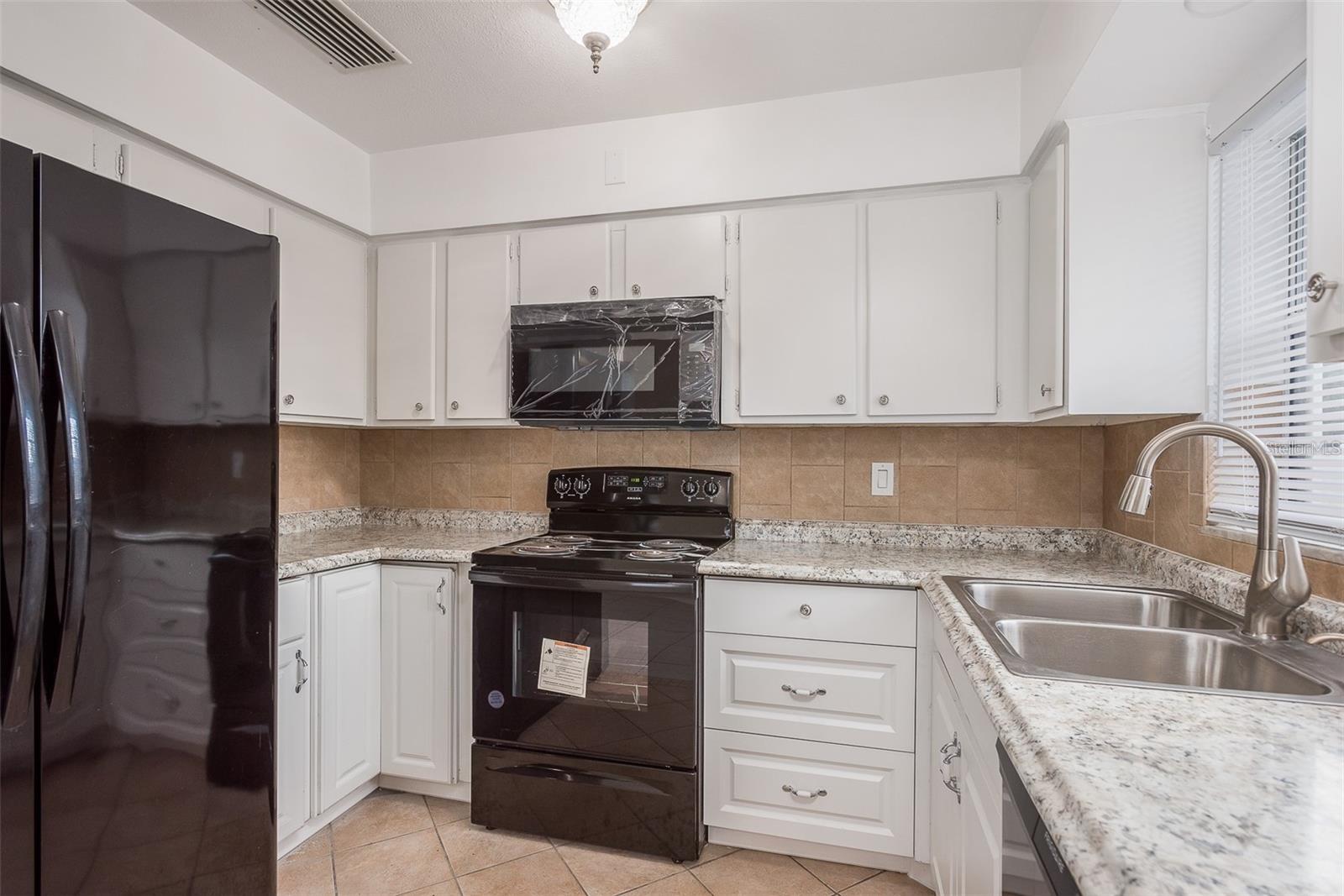 Image 6 of 18 For 6502 Spring Hill Drive