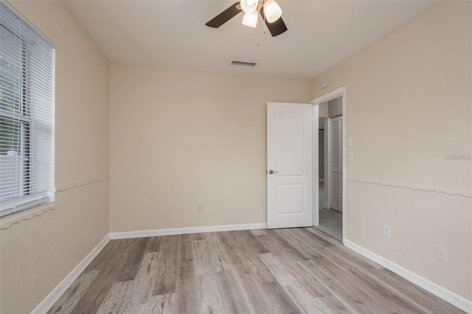 Image 7 of 18 For 6502 Spring Hill Drive