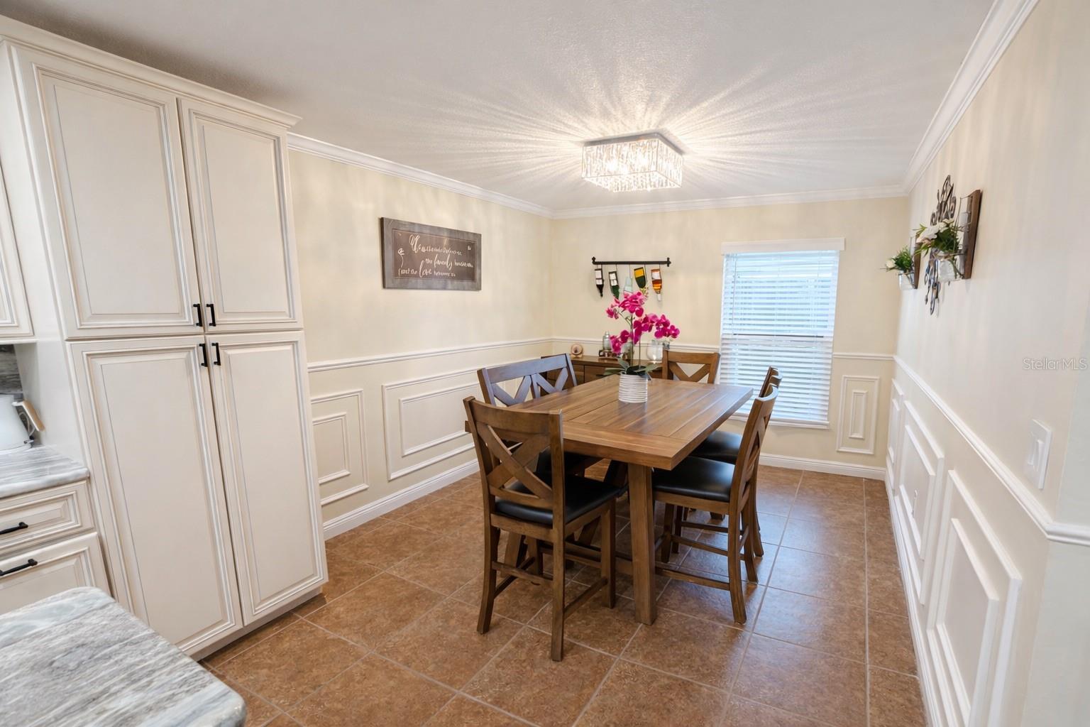 Image 14 of 32 For 7051 Lexington Cir