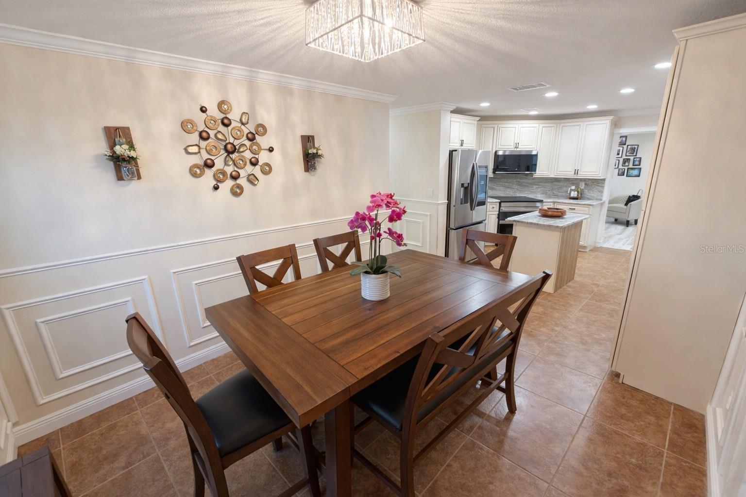 Image 15 of 32 For 7051 Lexington Cir