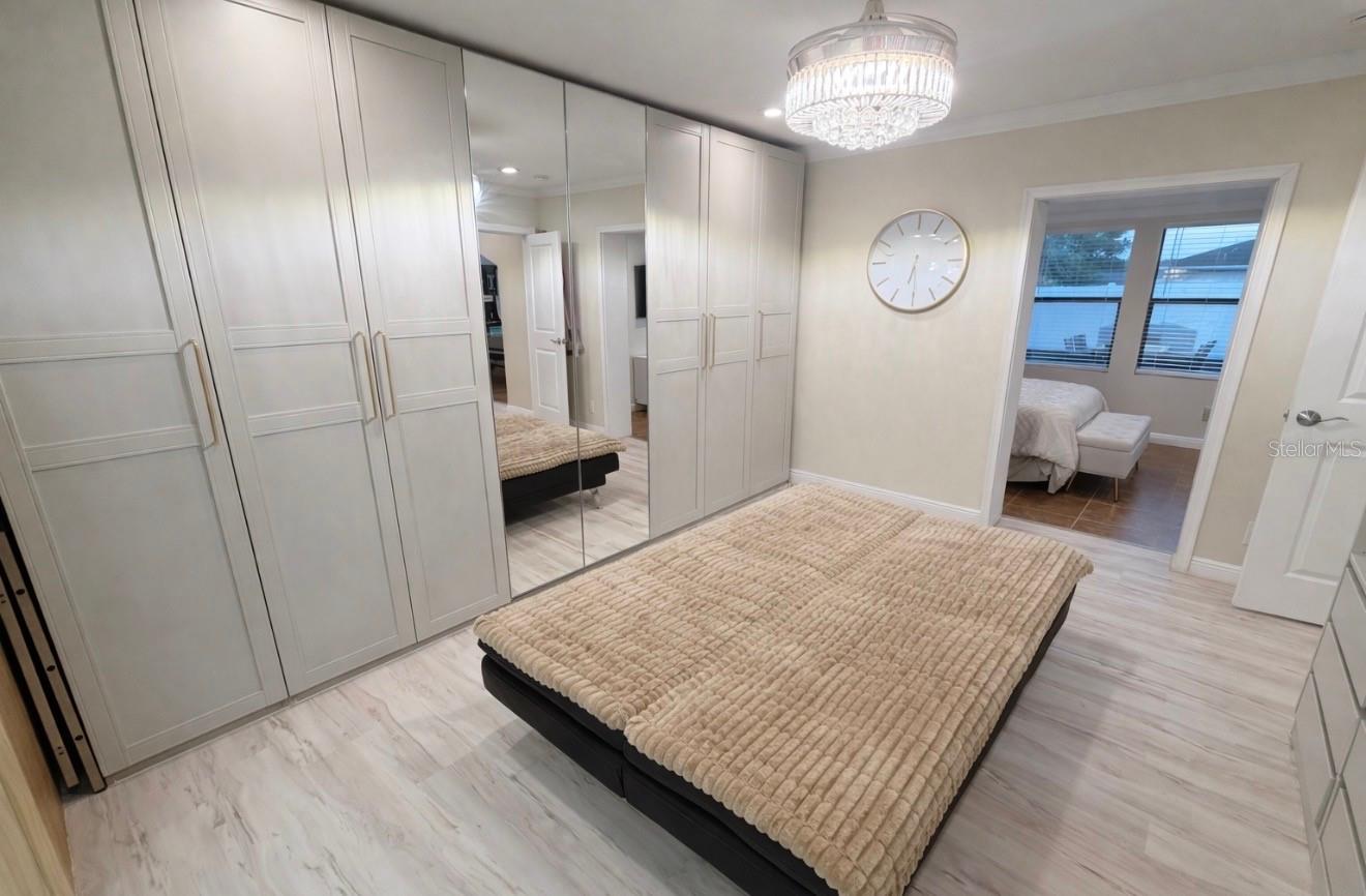 Image 18 of 32 For 7051 Lexington Cir