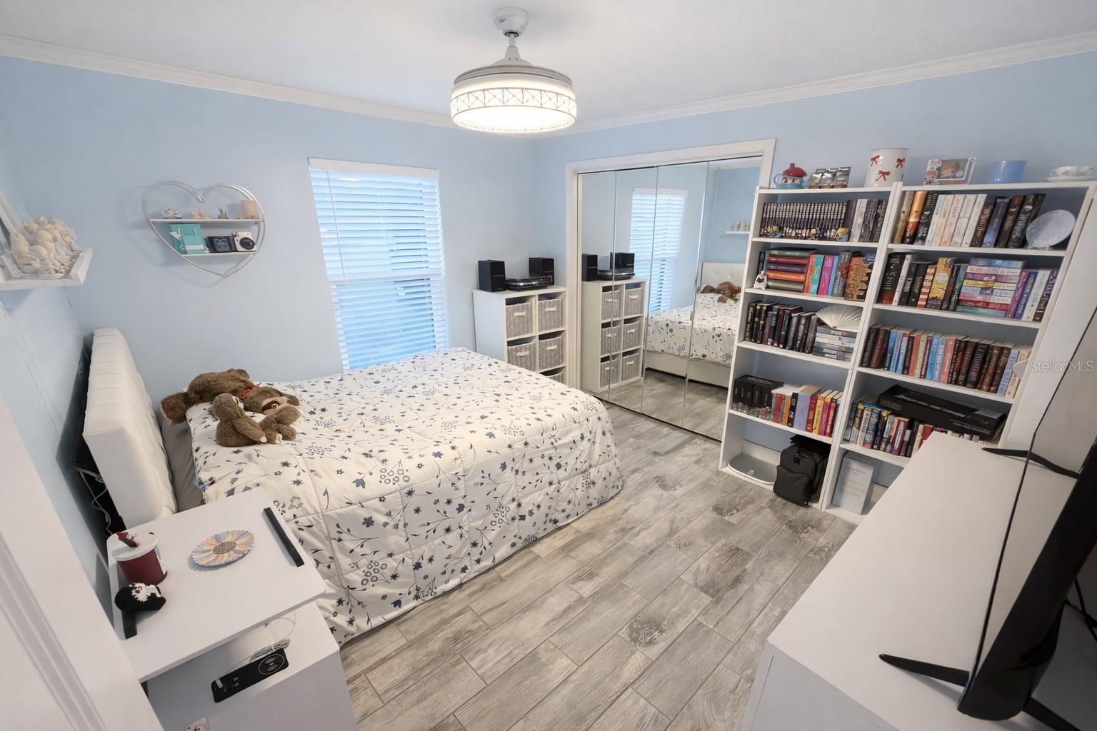 Image 26 of 32 For 7051 Lexington Cir