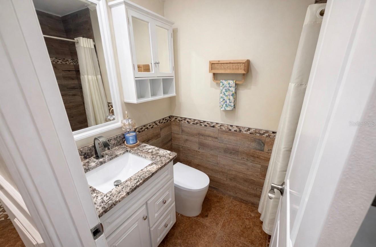 Image 29 of 32 For 7051 Lexington Cir