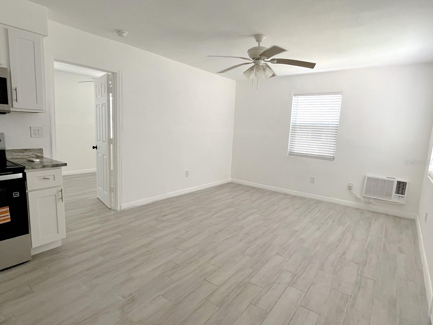 Image 6 of 17 For 24 Lynn Way 24