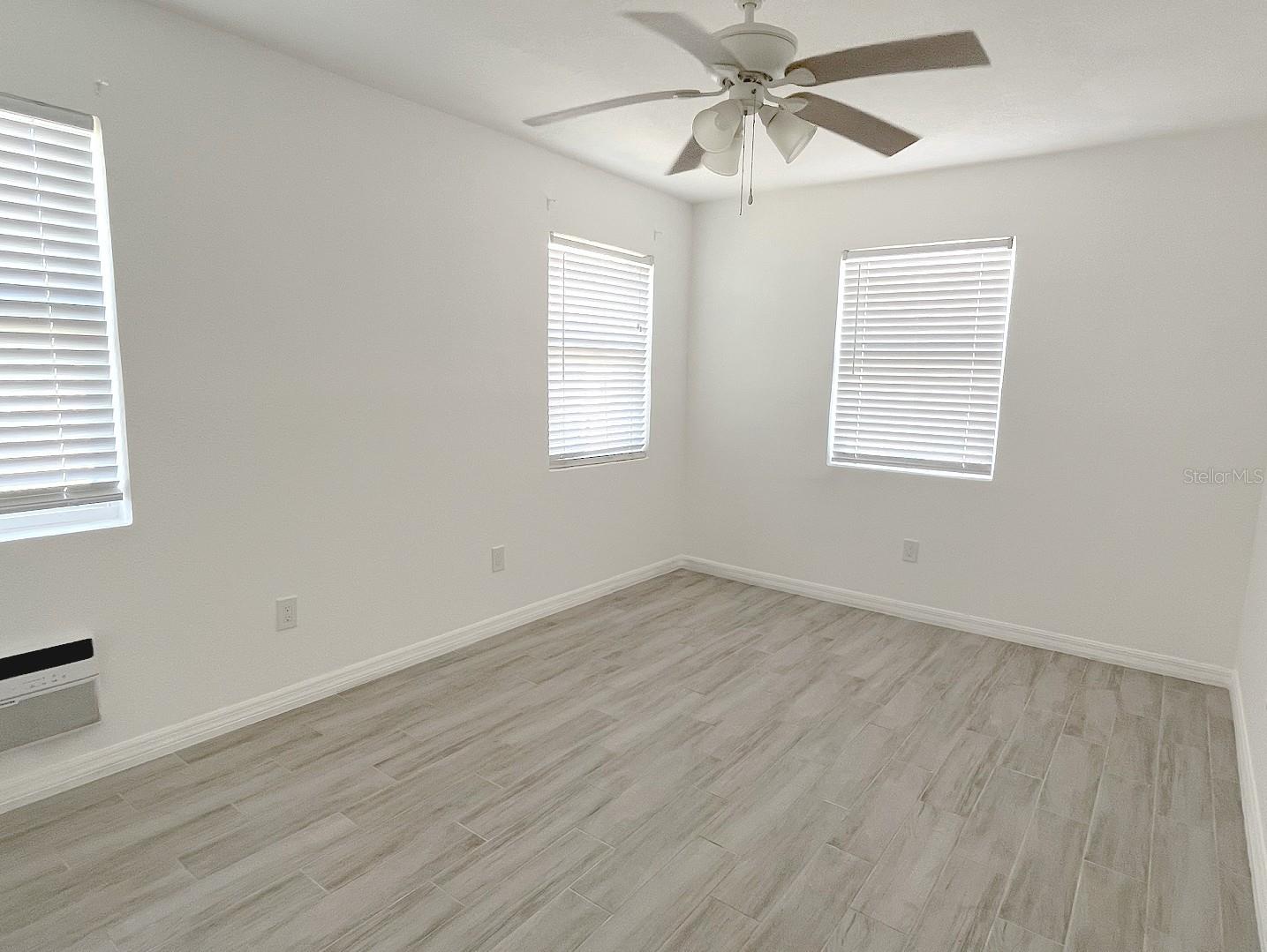 Image 7 of 17 For 24 Lynn Way 24