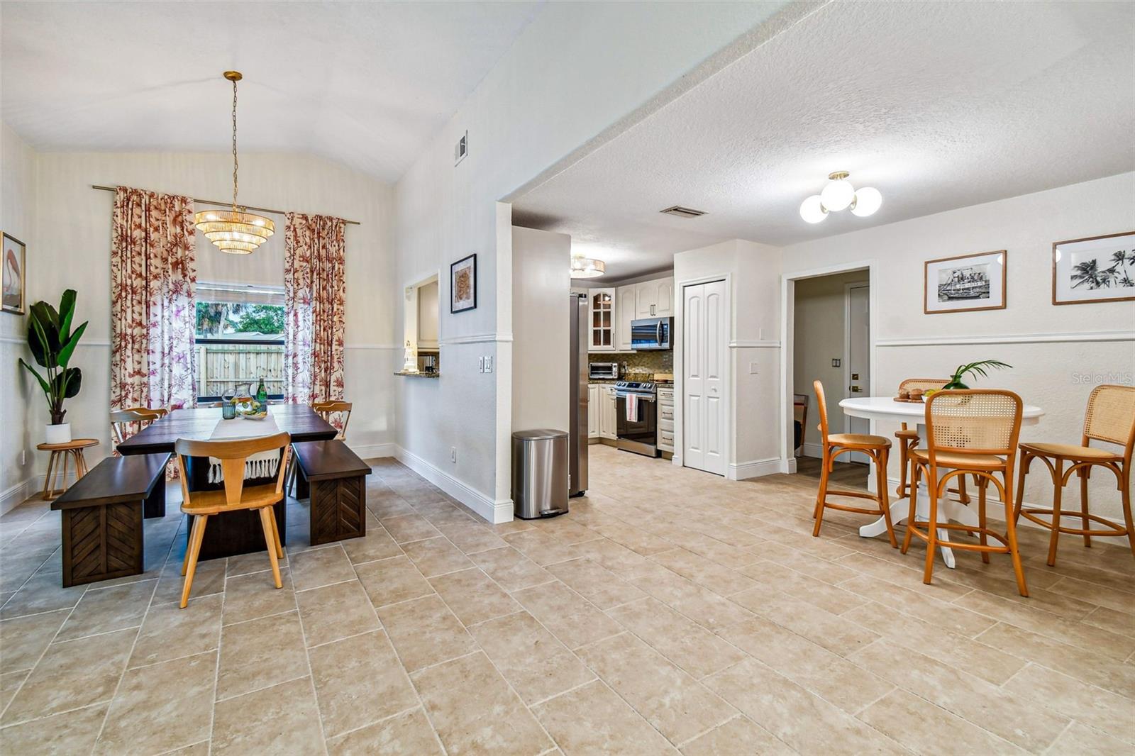 Image 11 of 46 For 10503 Nile Court