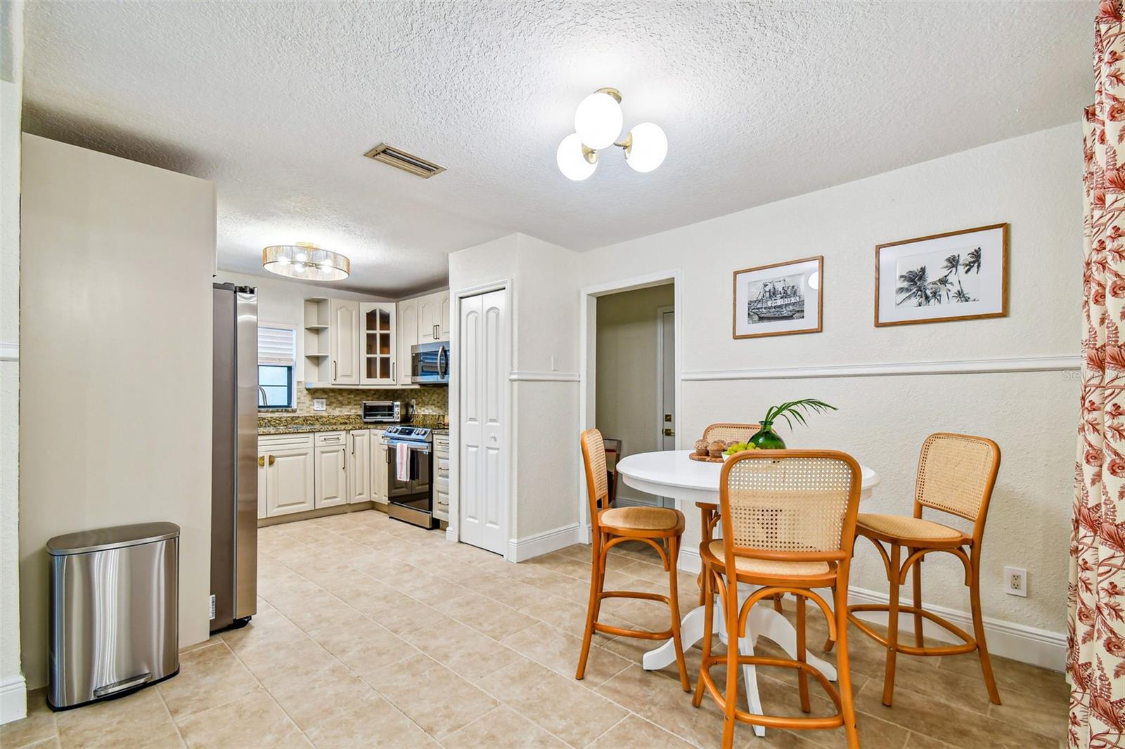 Image 12 of 46 For 10503 Nile Court