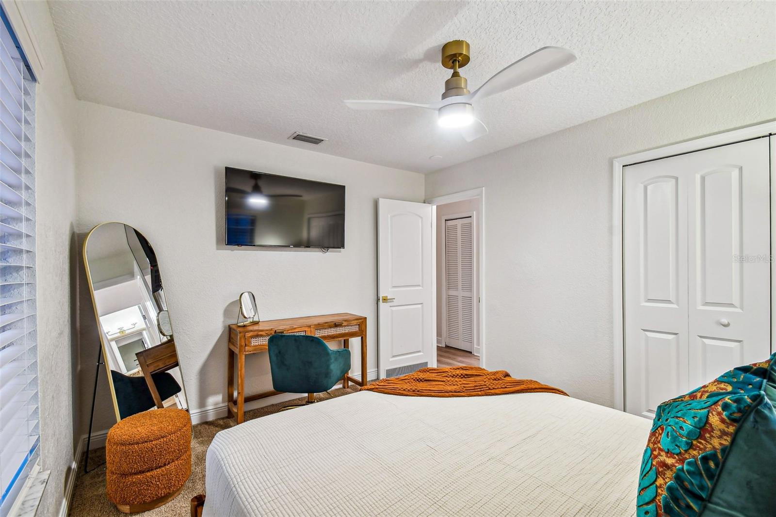 Image 26 of 46 For 10503 Nile Court