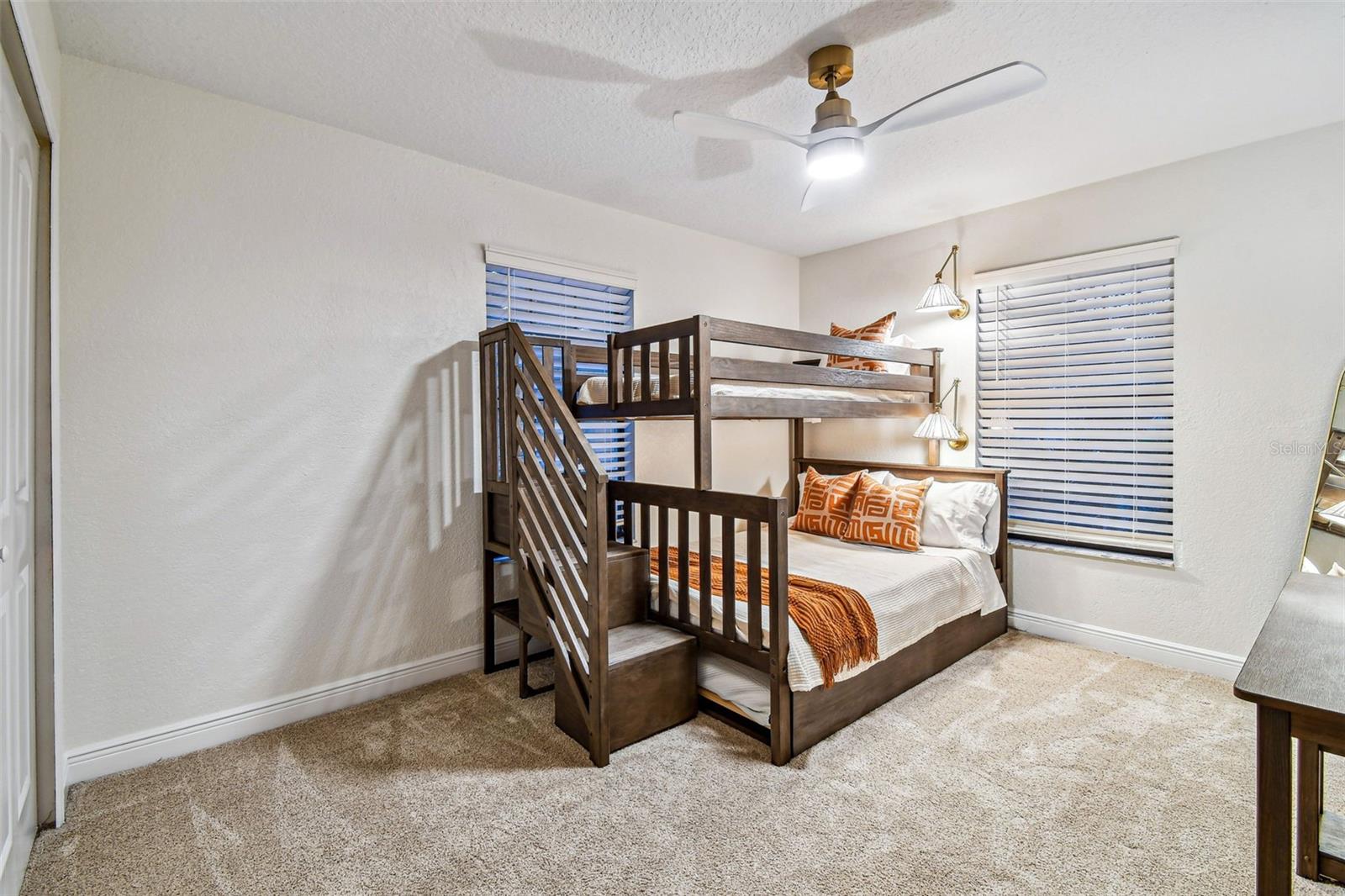 Image 28 of 46 For 10503 Nile Court