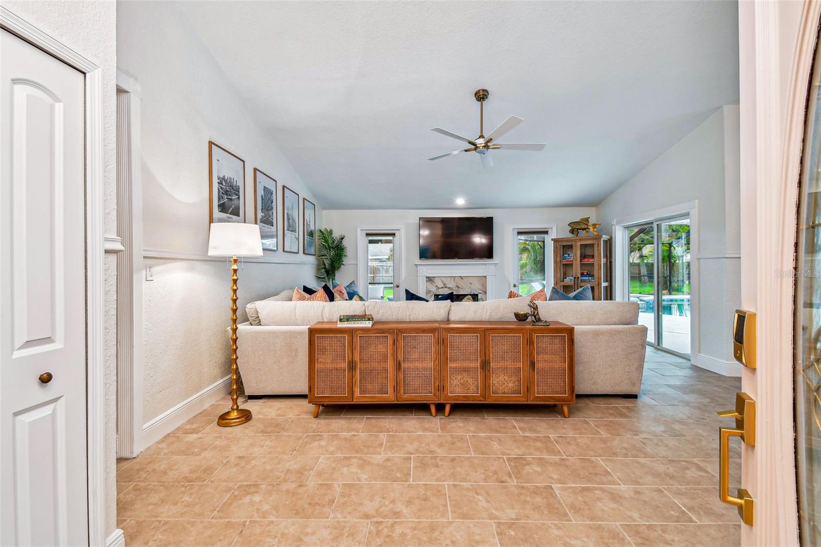 Image 3 of 46 For 10503 Nile Court