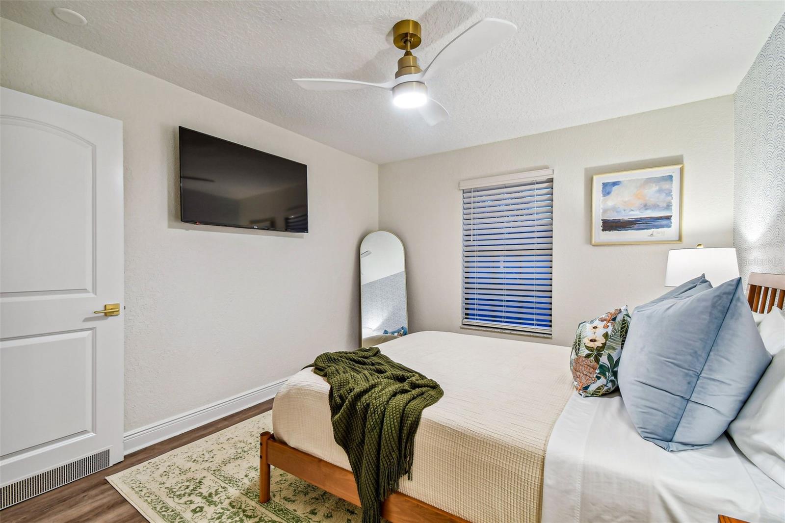 Image 30 of 46 For 10503 Nile Court