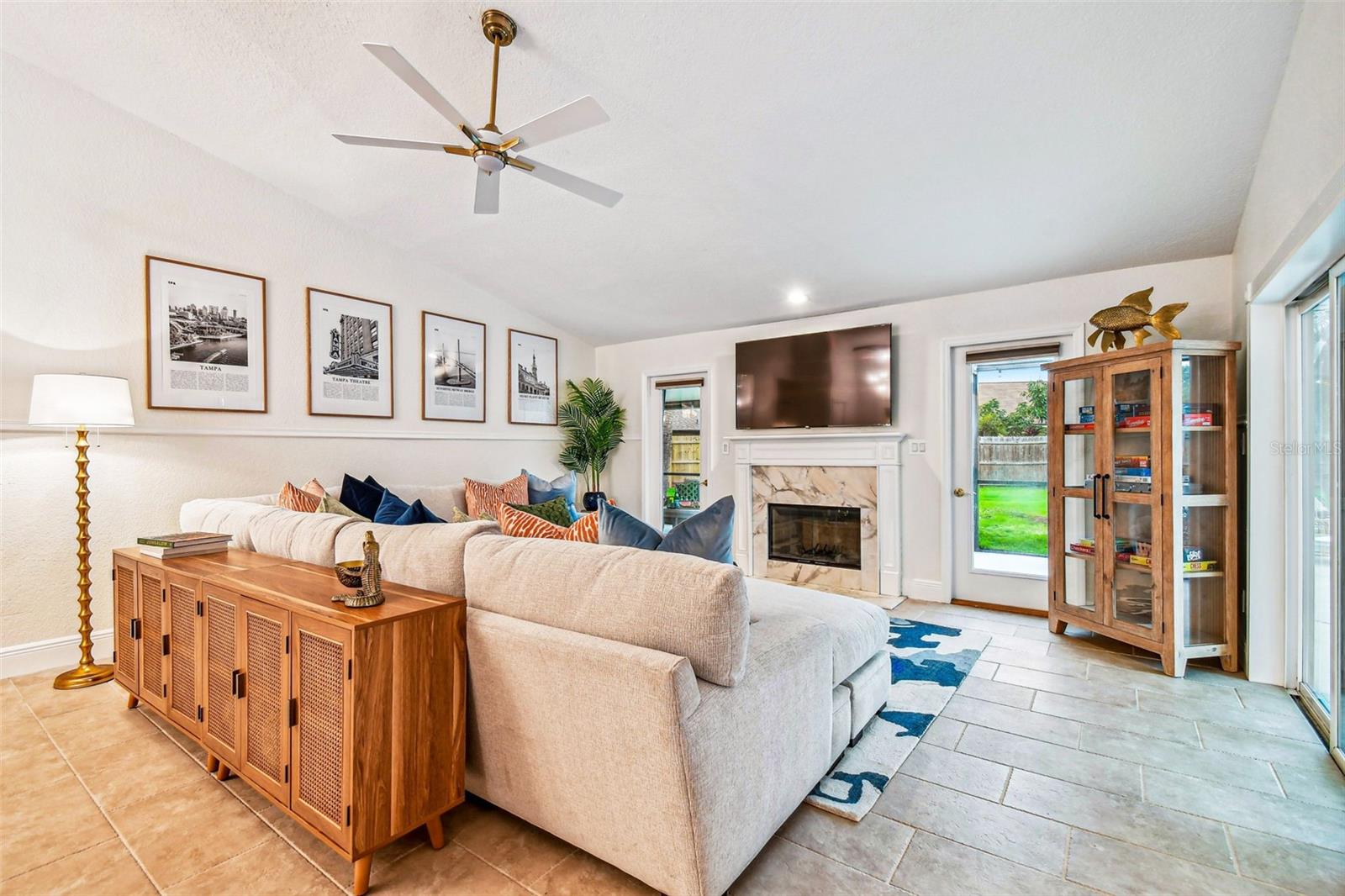 Image 4 of 46 For 10503 Nile Court