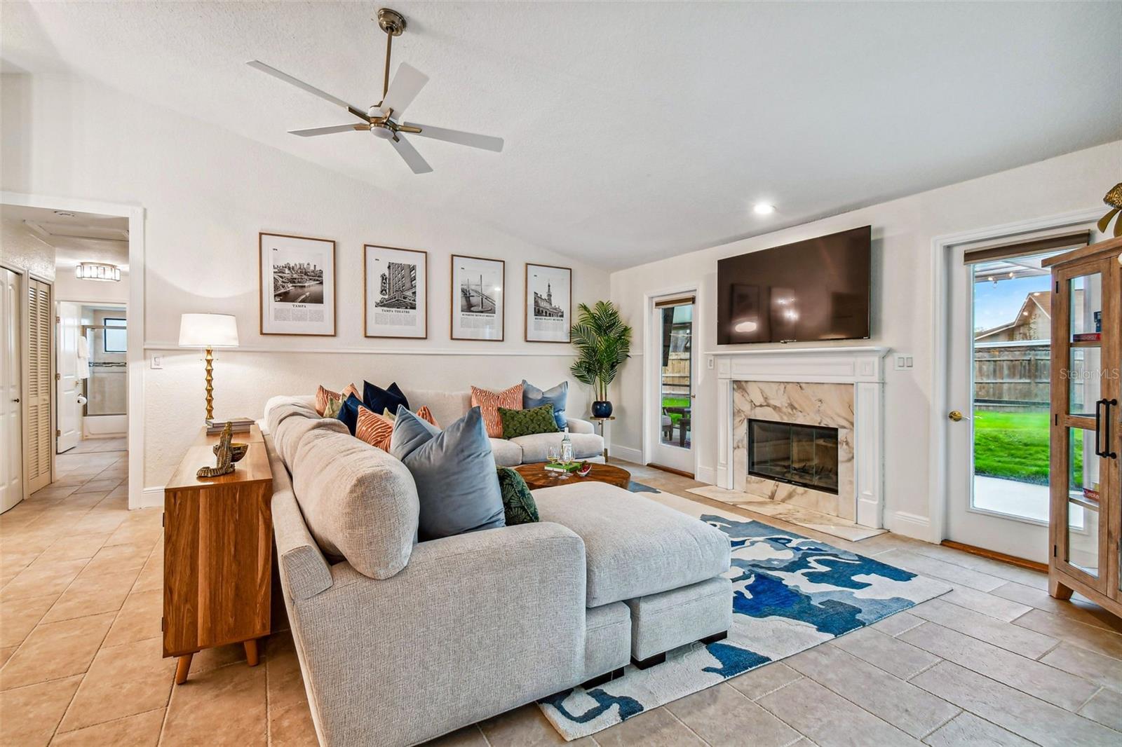 Image 5 of 46 For 10503 Nile Court