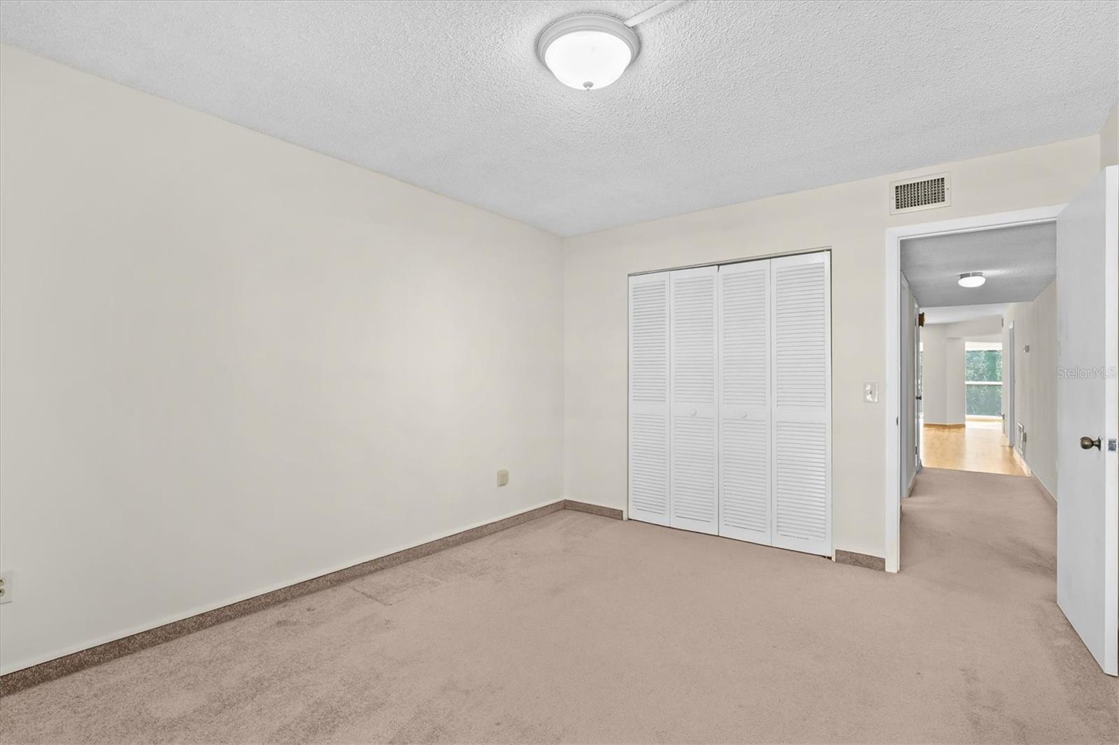 Image 36 of 47 For 225 Country Club Drive D238