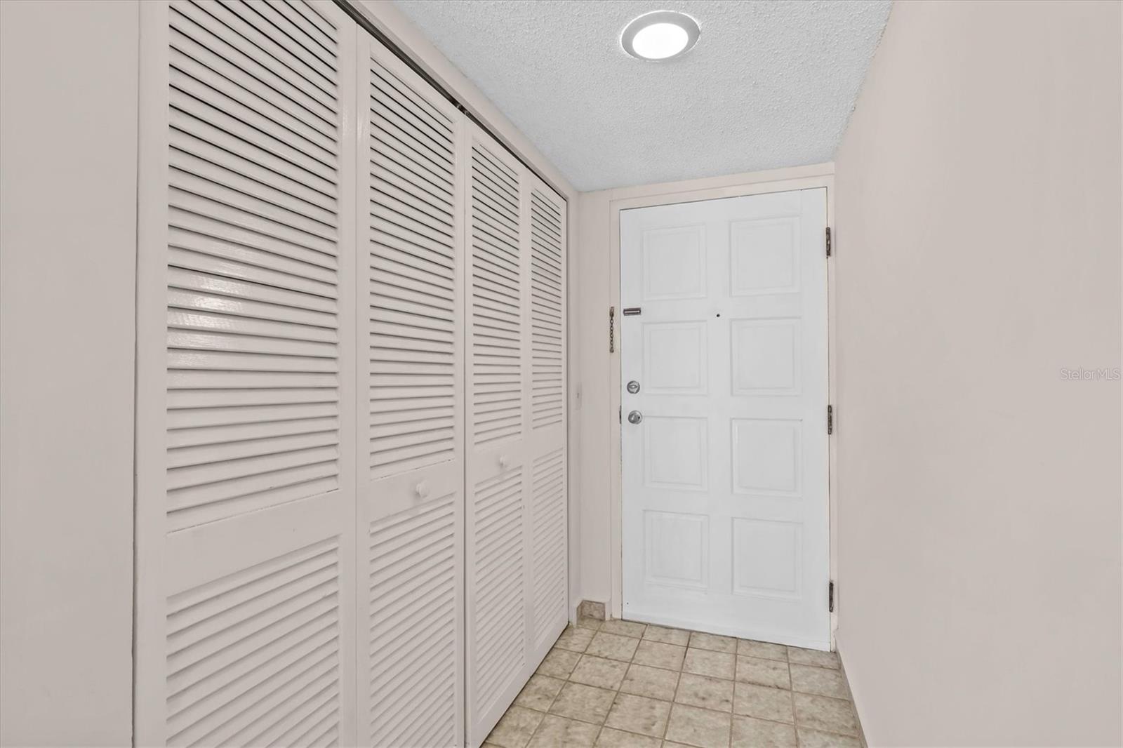 Image 8 of 47 For 225 Country Club Drive D238