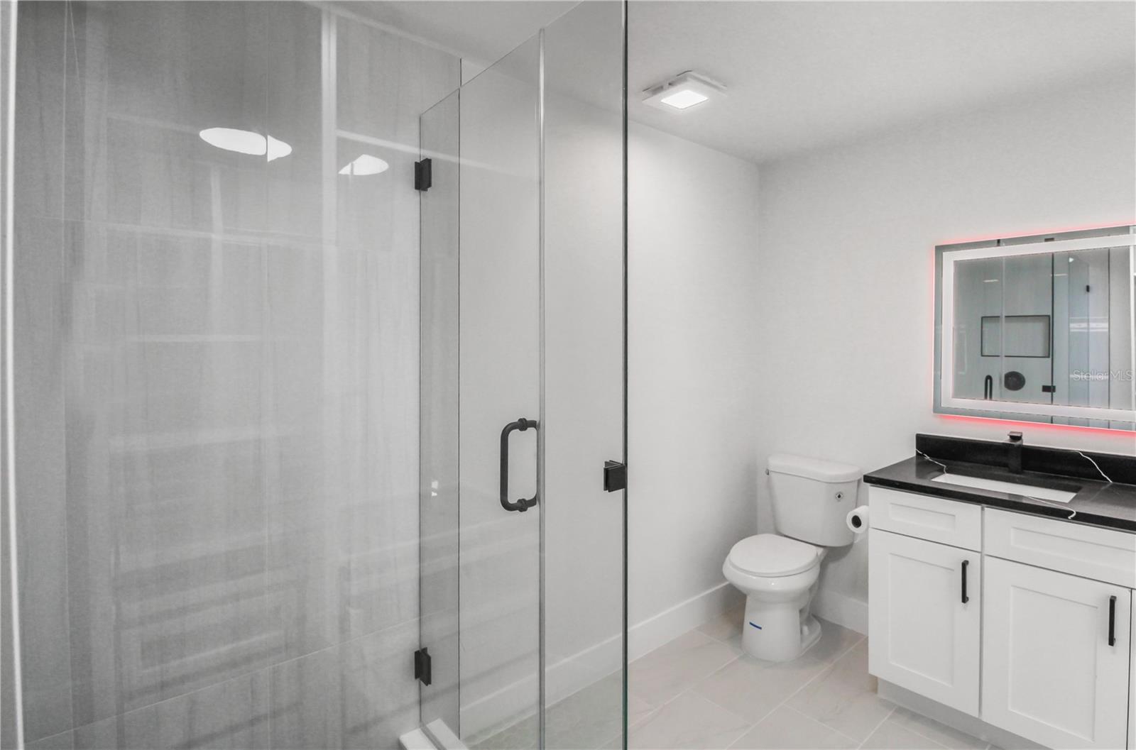 Listing photo id 11 for 11492 93rd Street