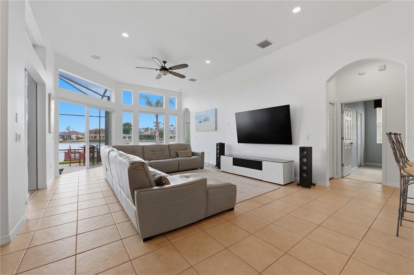 Image 10 of 63 For 10513 Bermuda Isle Drive