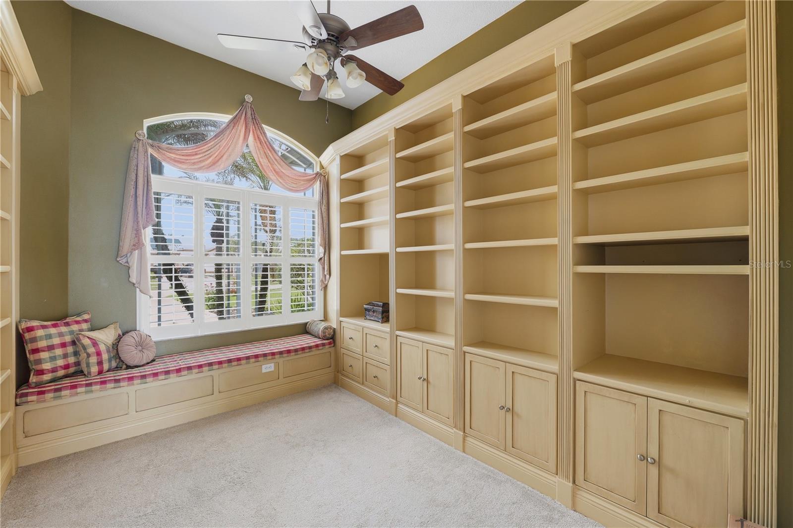 Image 12 of 63 For 10513 Bermuda Isle Drive