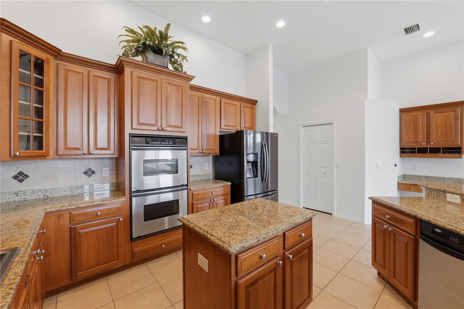 Image 6 of 63 For 10513 Bermuda Isle Drive