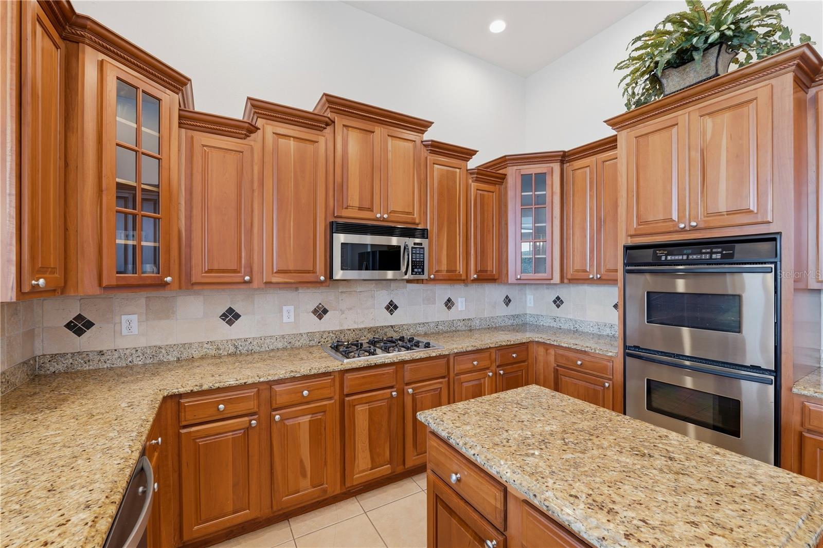 Image 7 of 63 For 10513 Bermuda Isle Drive