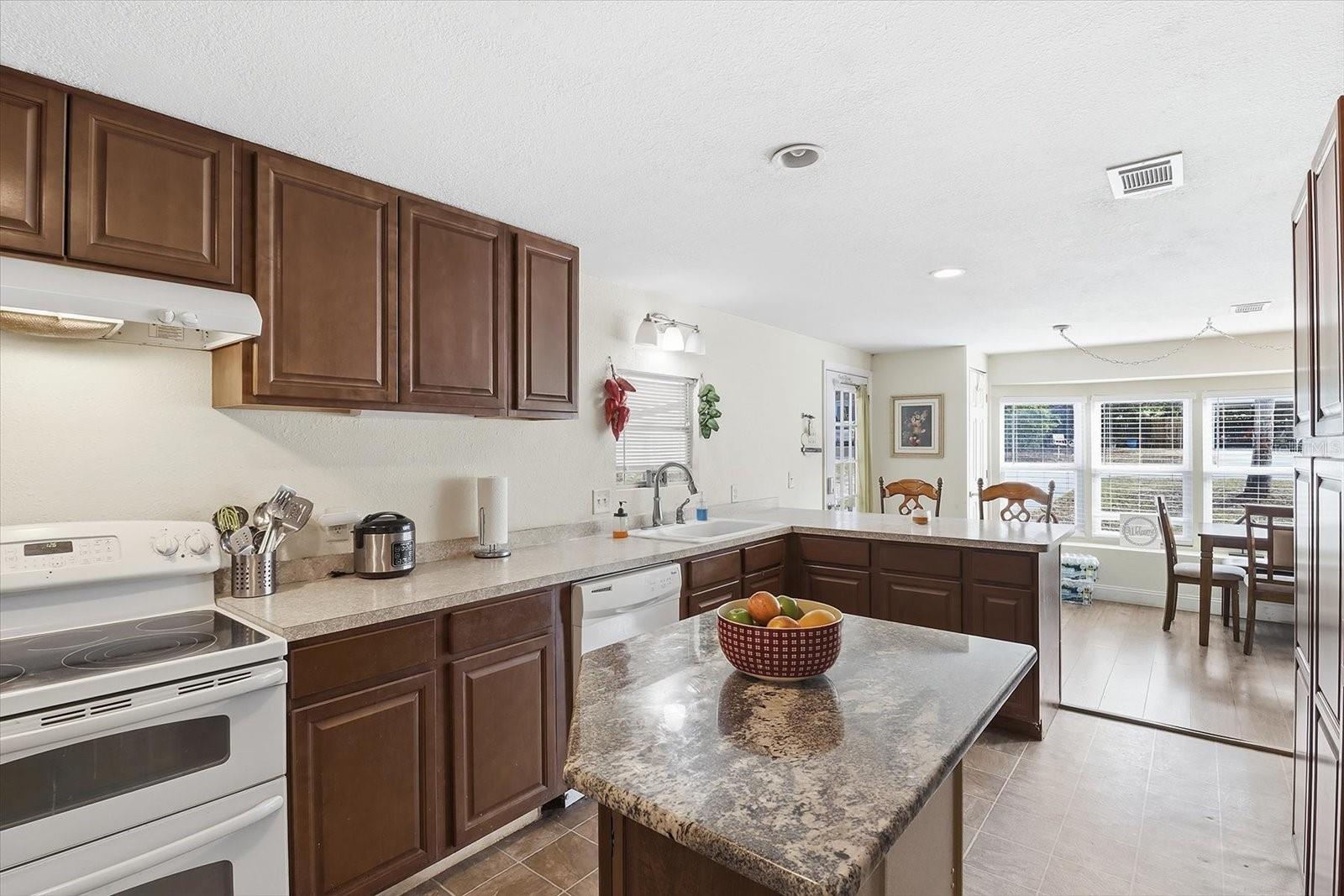 Image 10 of 50 For 4686 Brush Hollow Loop