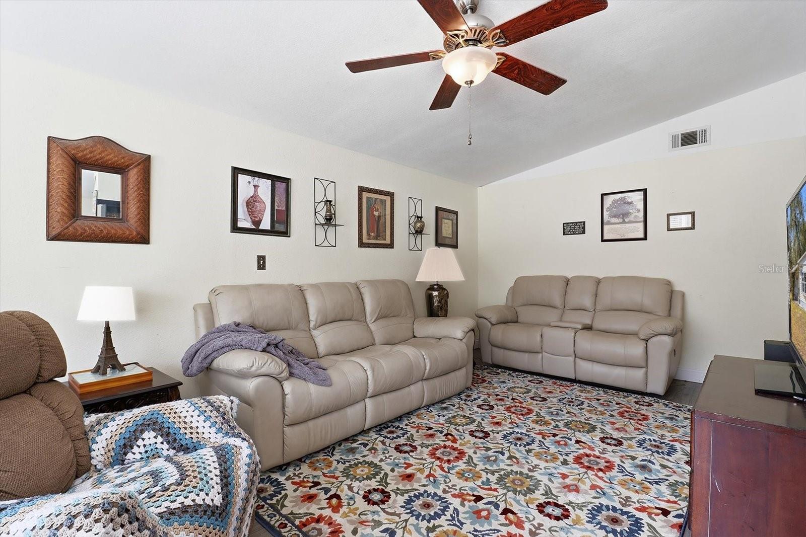 Image 12 of 50 For 4686 Brush Hollow Loop