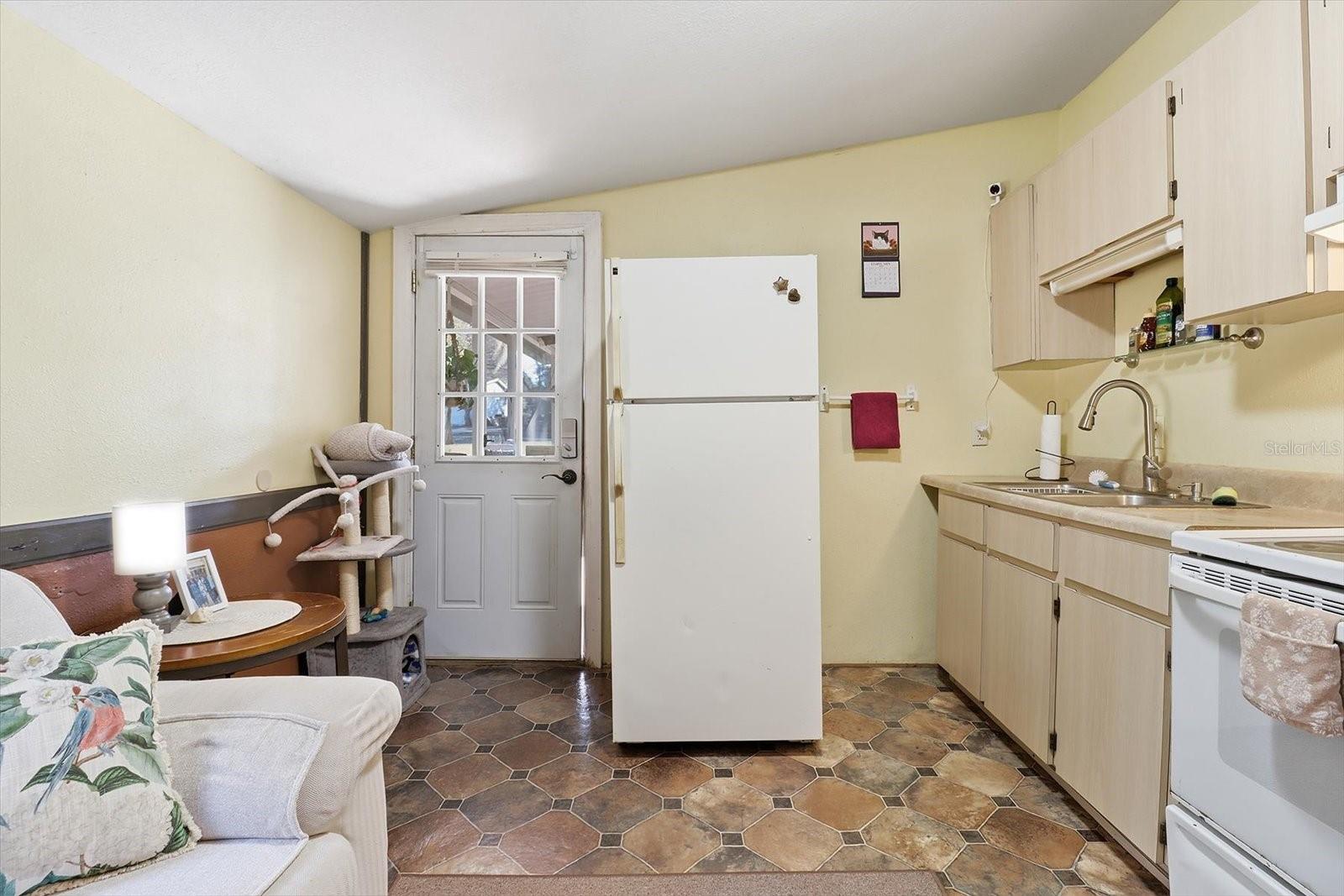 Image 26 of 50 For 4686 Brush Hollow Loop