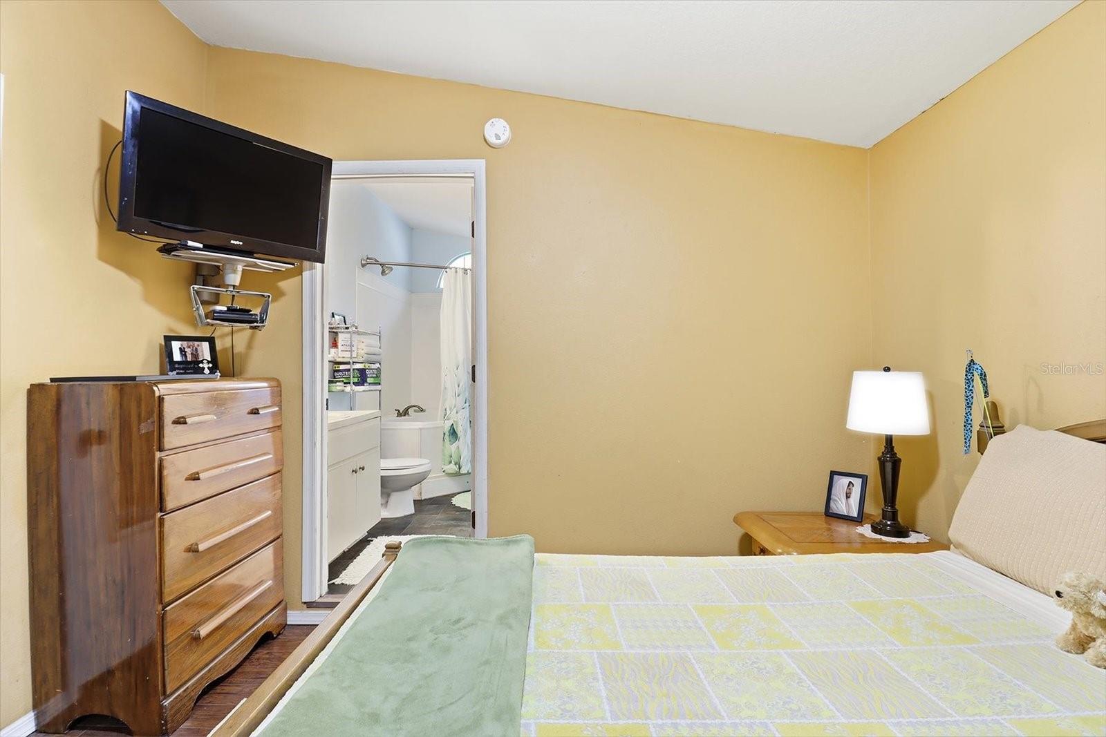 Image 32 of 50 For 4686 Brush Hollow Loop