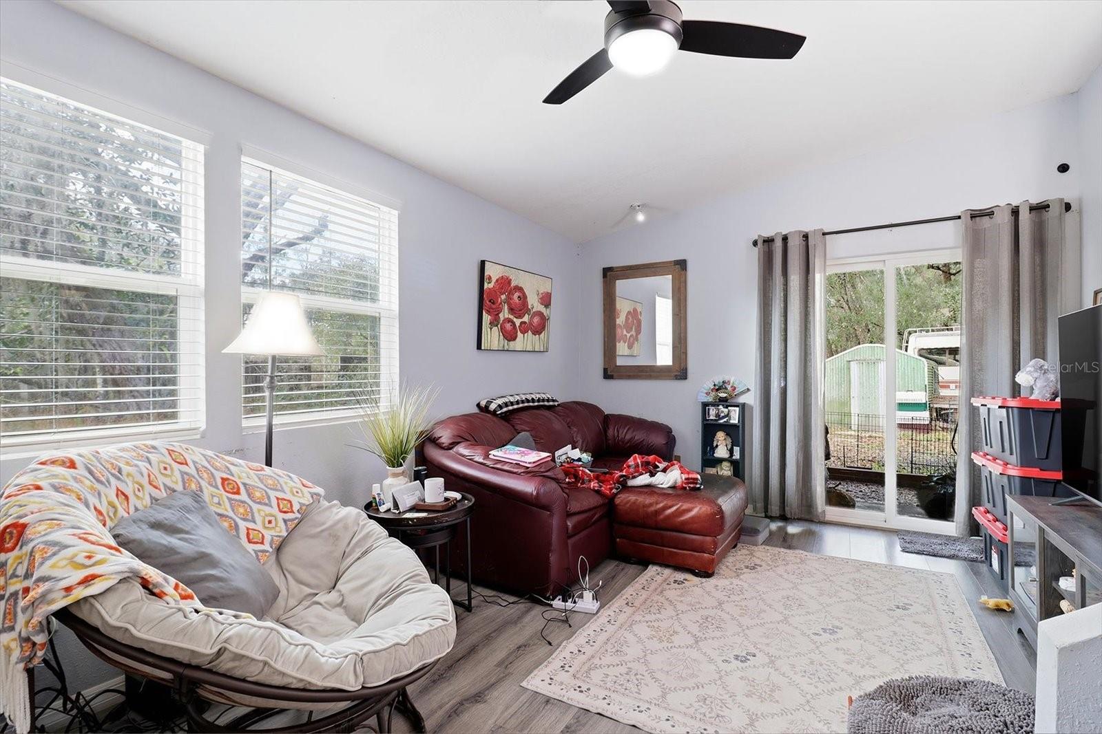 Image 42 of 50 For 4686 Brush Hollow Loop