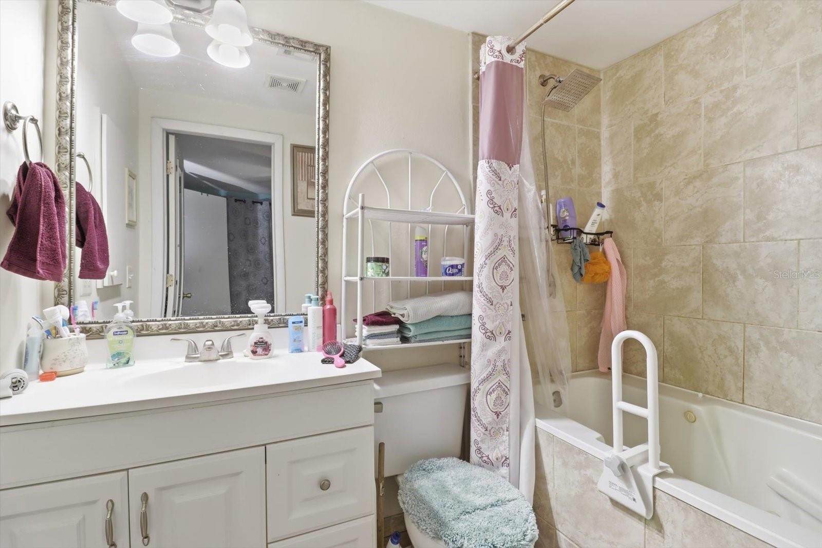 Image 46 of 50 For 4686 Brush Hollow Loop