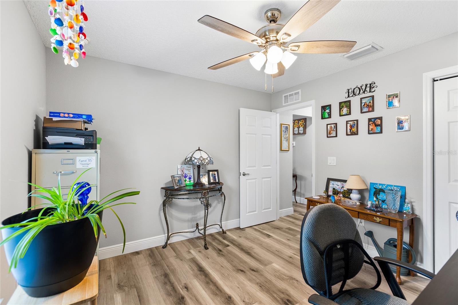 Image 18 of 31 For 2700 Rutland Drive