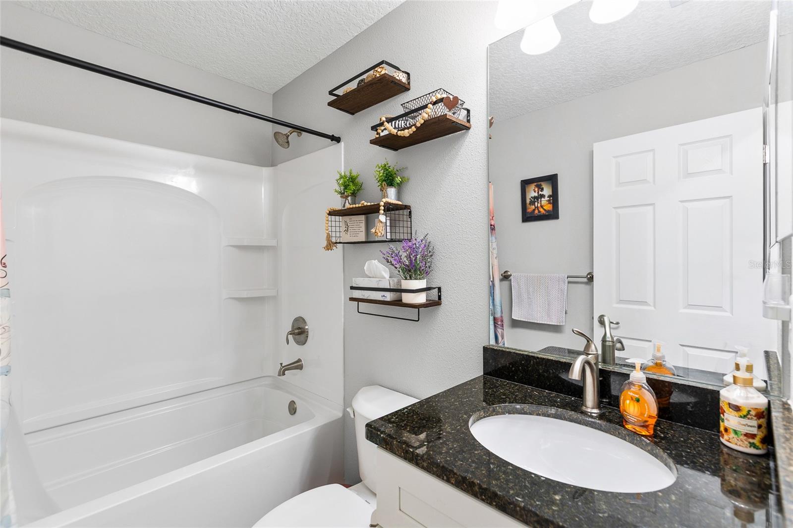 Image 19 of 31 For 2700 Rutland Drive