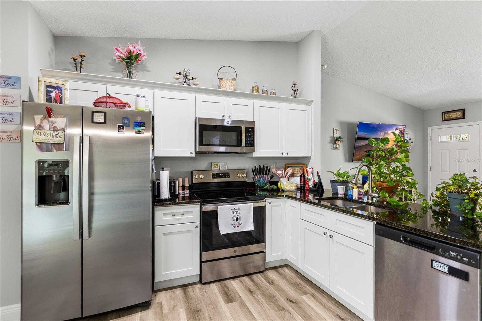 Image 8 of 31 For 2700 Rutland Drive